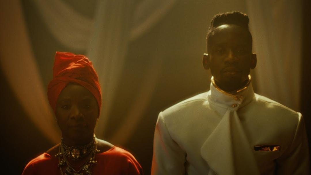 Mr Eazi and Angelique Kidjo Unveil Regal Video for “Òròkórò”