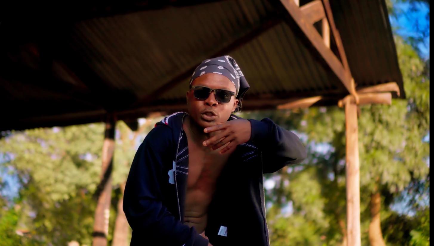 Aki Na PoPo Challenger Ft. Ft. Blood kid Yvok - 'Ayilampula'